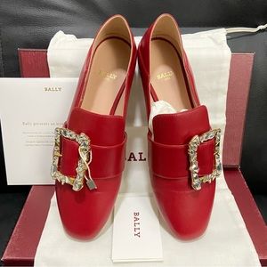 NIB BALLY Janelle Leather Loafers Flats with Swarovski Crystal Buckle Red 37